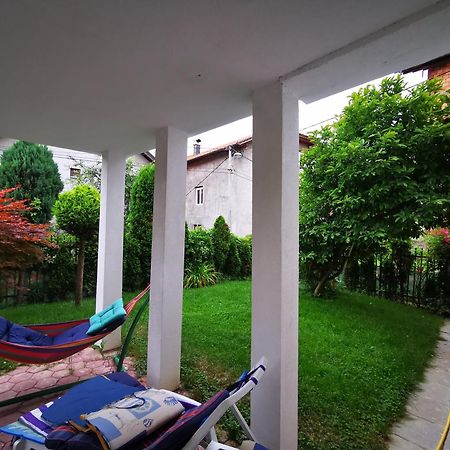 Book A Room Sarajevo, Free Parking & Garden エクステリア 写真