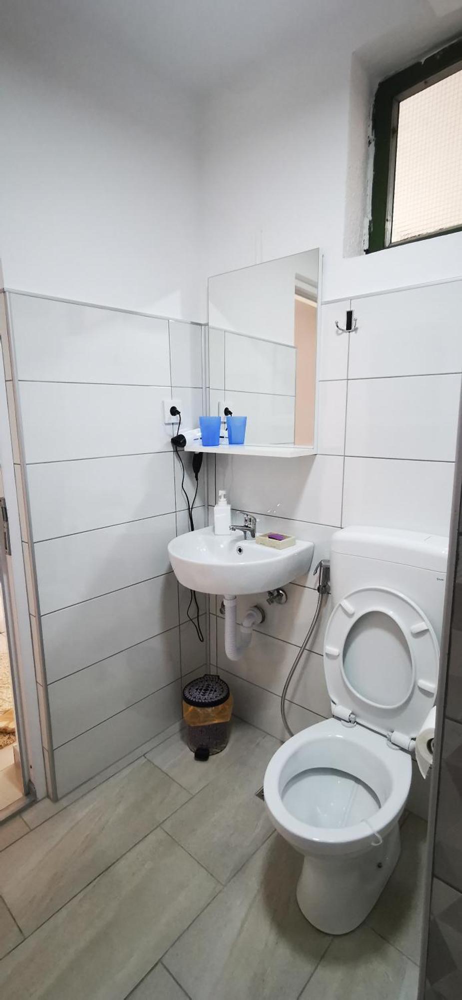 Book A Room Sarajevo, Free Parking & Garden エクステリア 写真