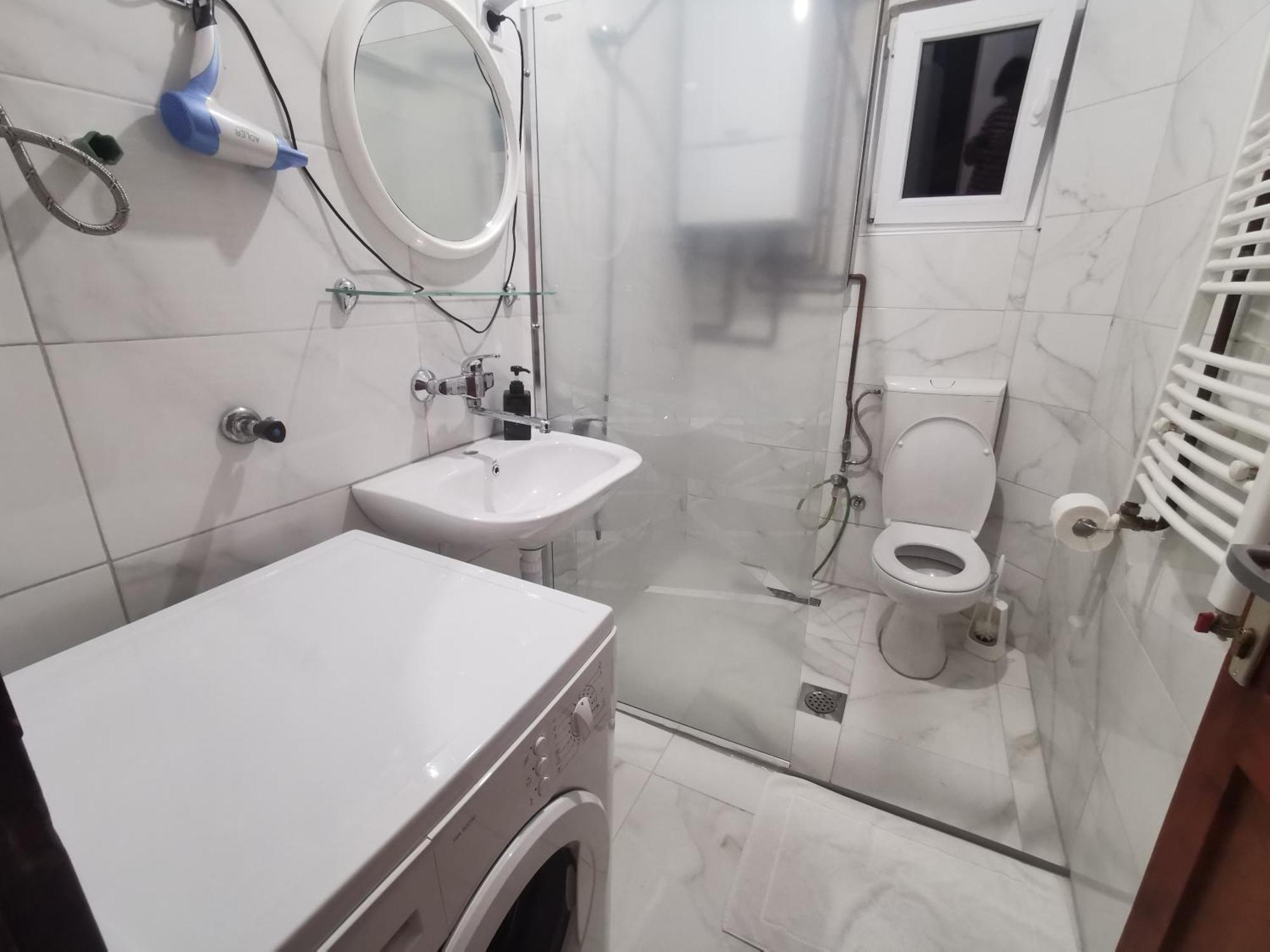 Book A Room Sarajevo, Free Parking & Garden エクステリア 写真