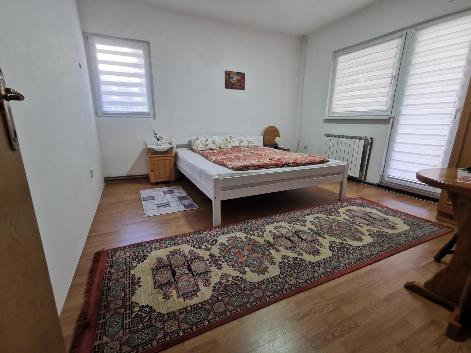 Book A Room Sarajevo, Free Parking & Garden エクステリア 写真