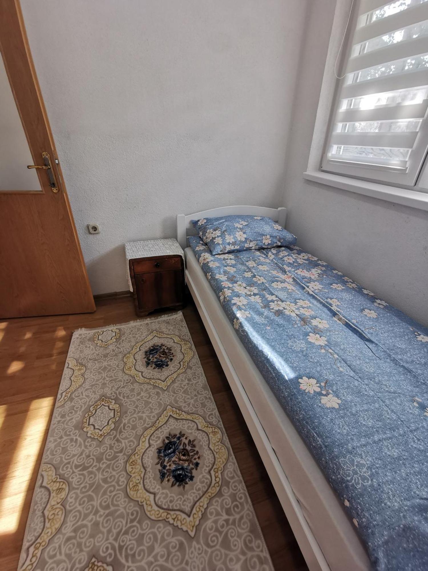 Book A Room Sarajevo, Free Parking & Garden エクステリア 写真